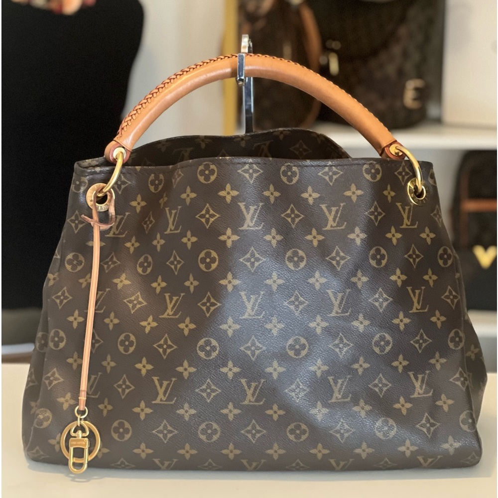 Louis Vuitton Artsy